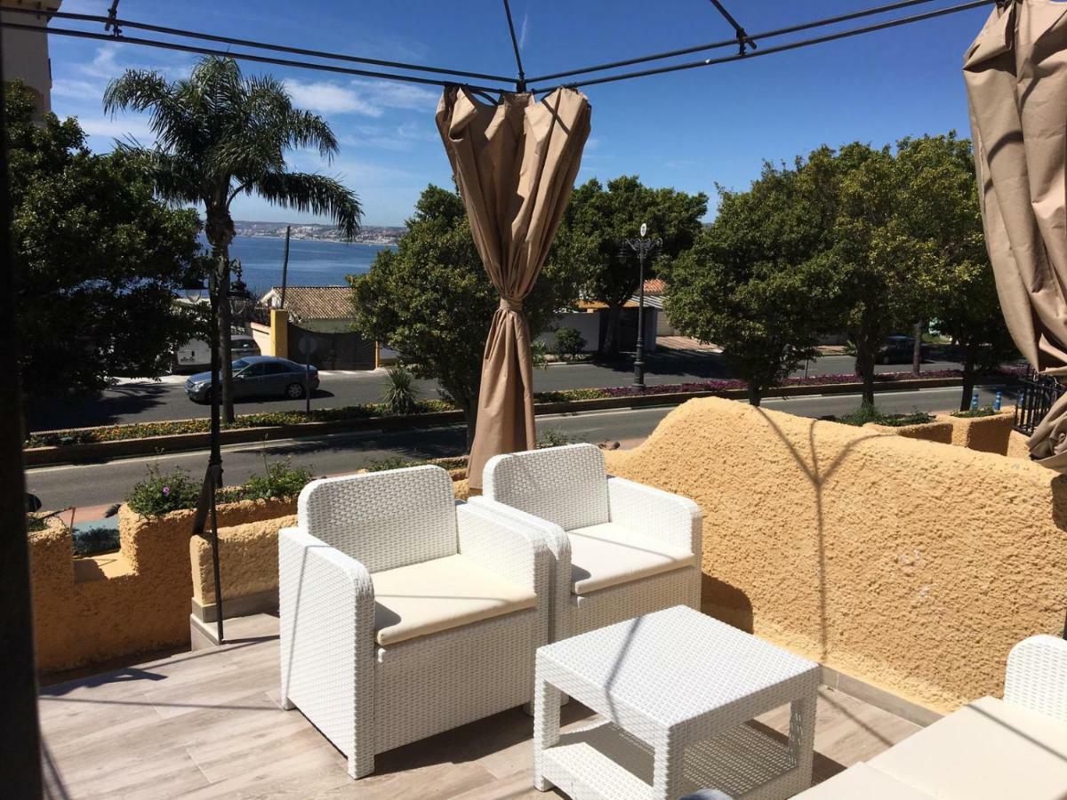 Beach Bungalow Port,Free Parking Estepona Eksteriør bilde